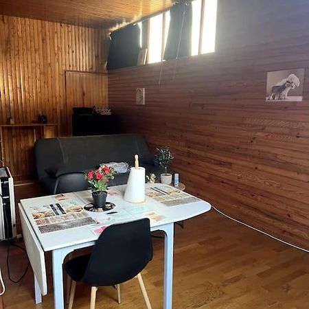 Studio Hyper Centre Tulle Appartamento Esterno foto